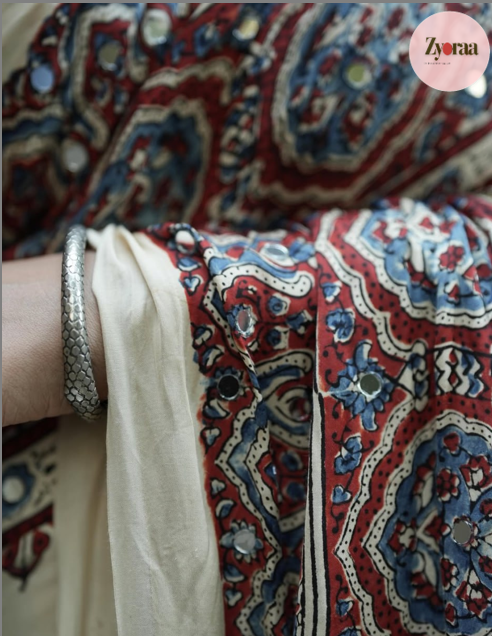 Gajji silk cream 4 Gajji silk cream 4